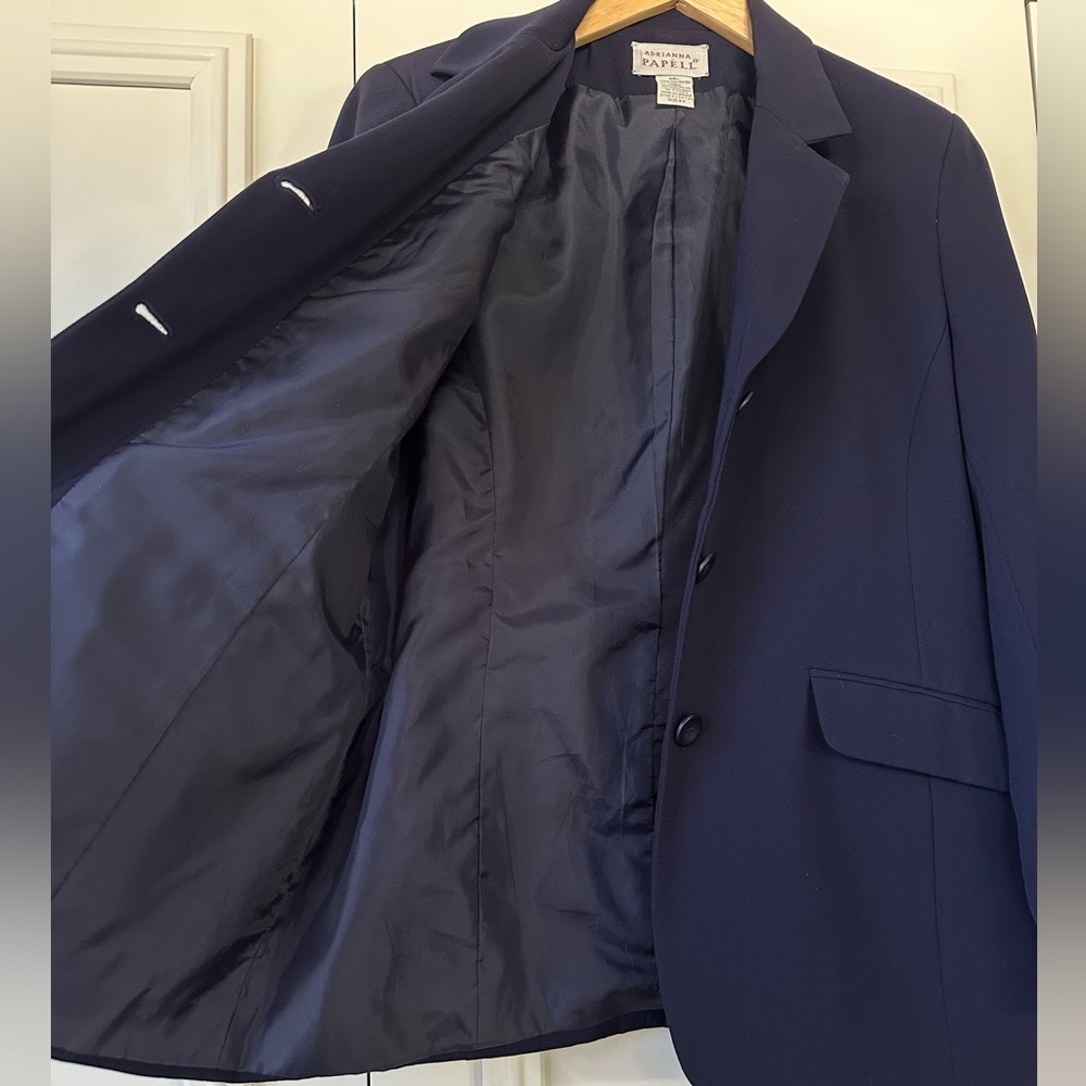 Adrienne Papell Navy Women's Blazer, Size 8P - Picture 3 of 6
